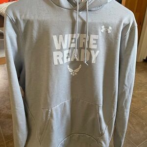 AIR FORCE Under Armour Light Gray Hoodie with White Graphics.
Hardly worn.